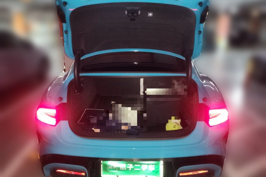 MI SU7 2024 car image #8