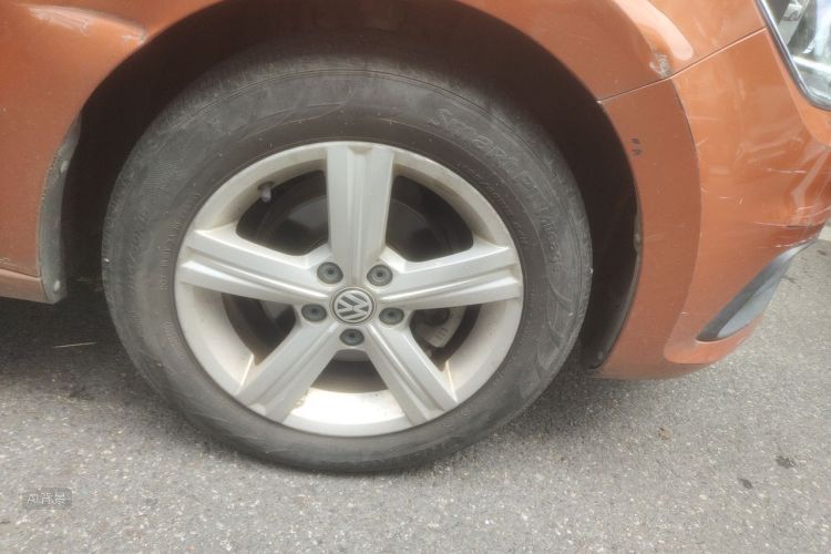 Volkswagen Santana 2016 car image #9
