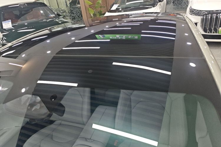 MI SU7 2025 car image #25