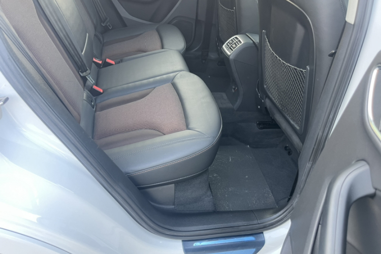 Audi Q3 2018 #18 Audi Q3 2018 car image #18