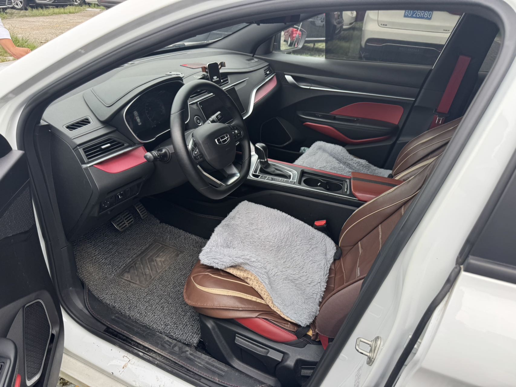 GEELY Binray 2021 #2 GEELY Binray 2021 صورة سيارة #2