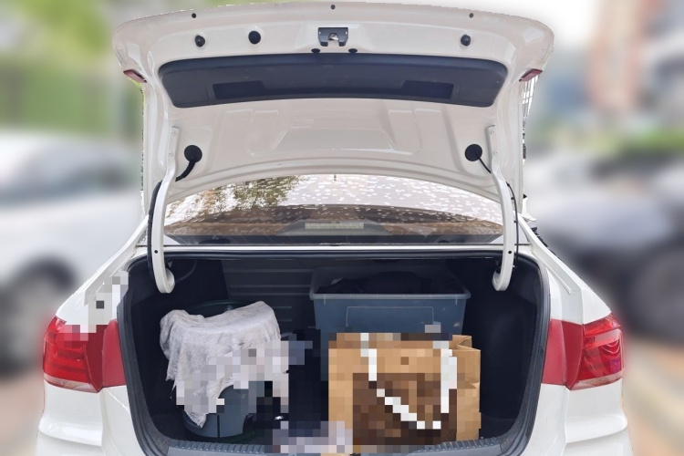Volkswagen Santana 2018 car image #21