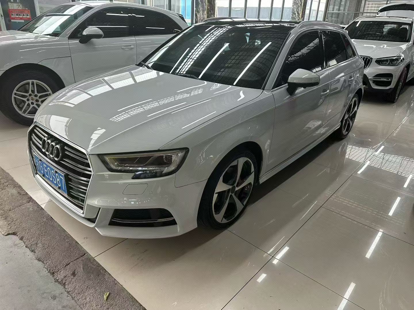 2017 2017 car image