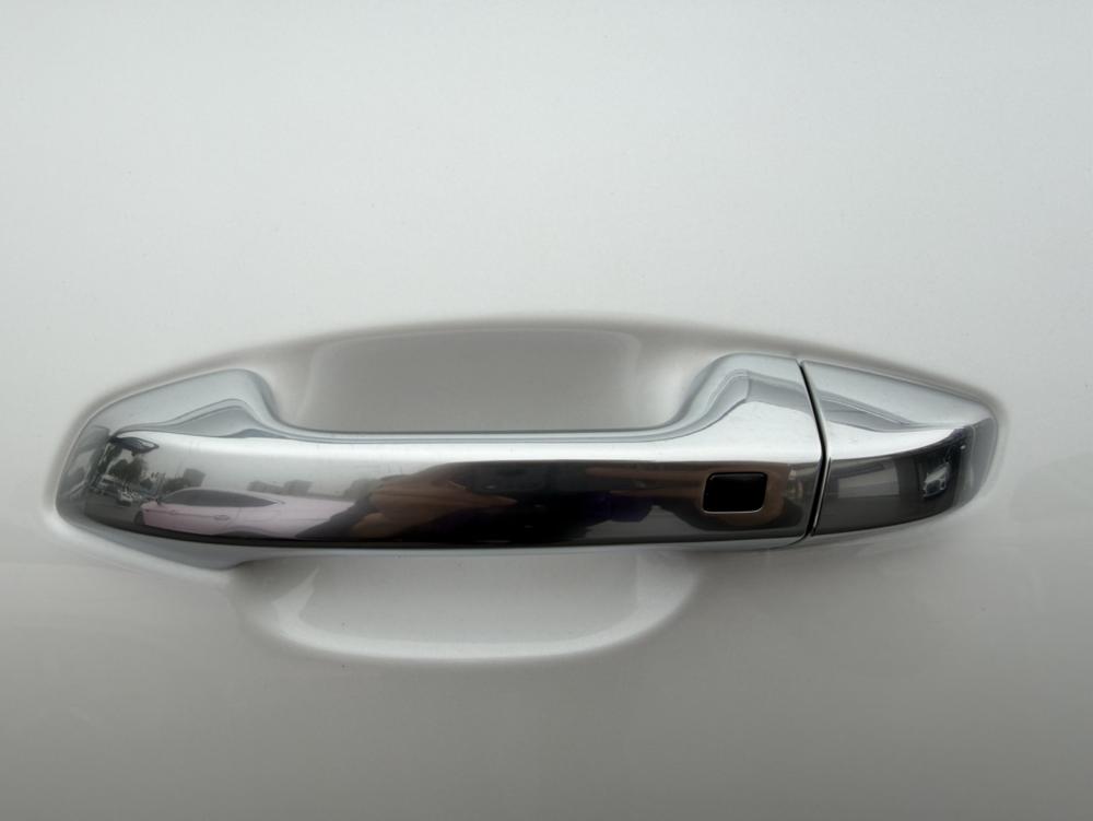Kia Seltos 2023 car image #12