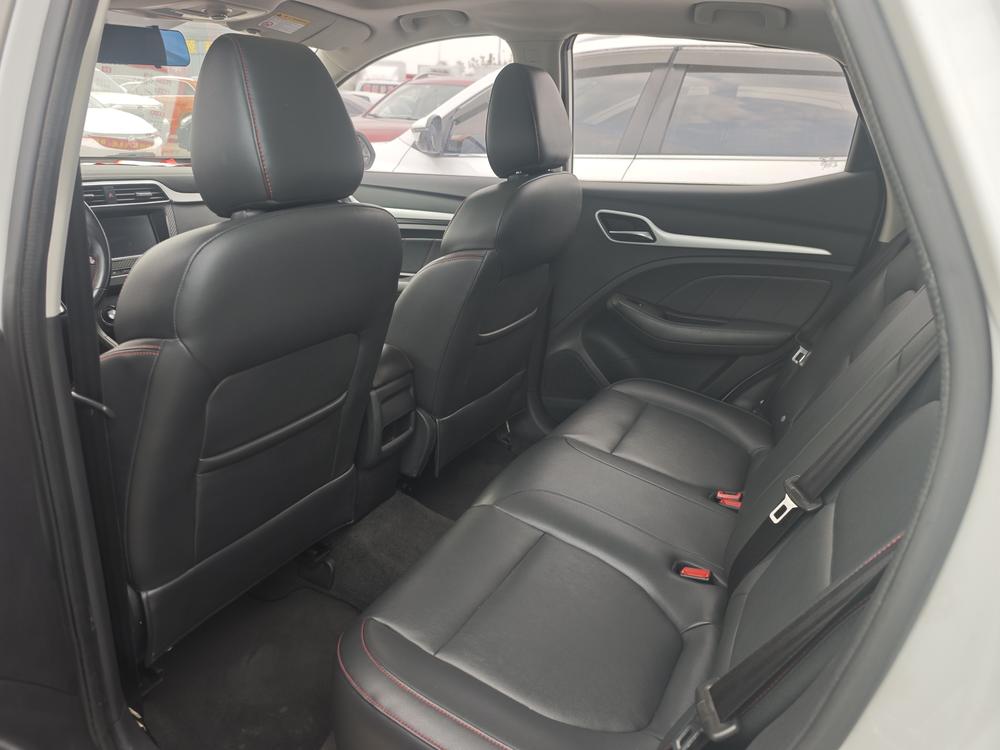 MG ZS 2017 #10 MG ZS 2017 car image #10