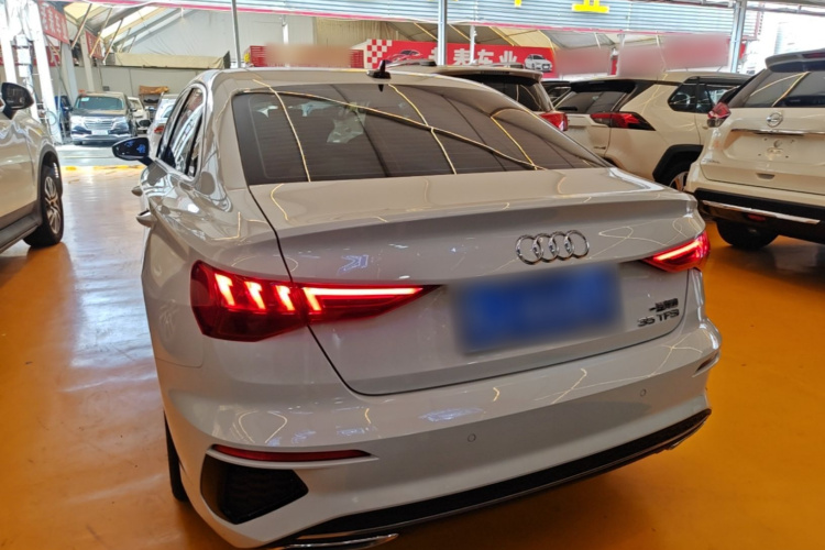 Audi A3 2023 immagine di auto #5