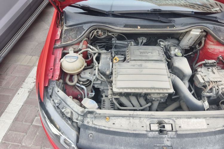 Volkswagen Polo 2018 car image #28