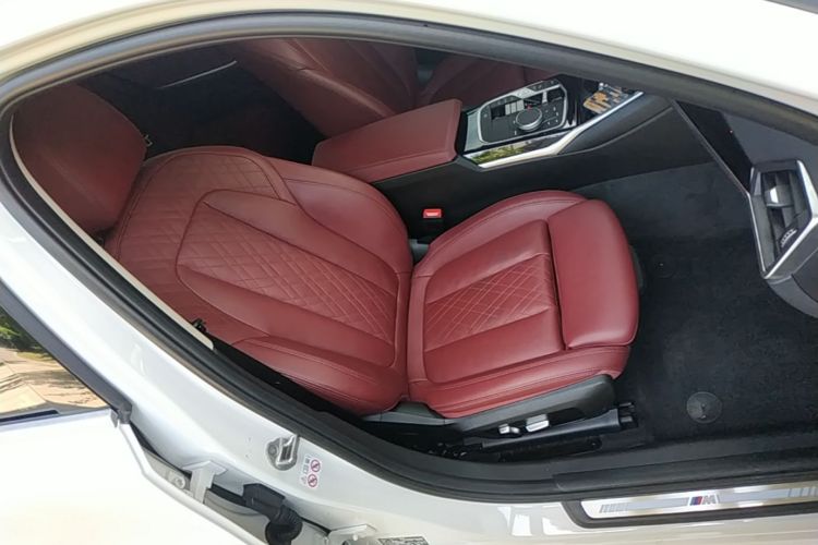 BMW 3 Series 2023 car image #24
