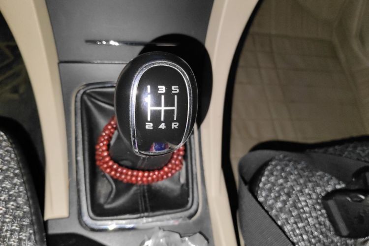 GEELY Emgrand 2017 #16 GEELY Emgrand 2017 car image #16