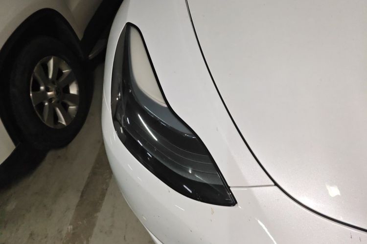 Tesla Model Y 2022 car image #8