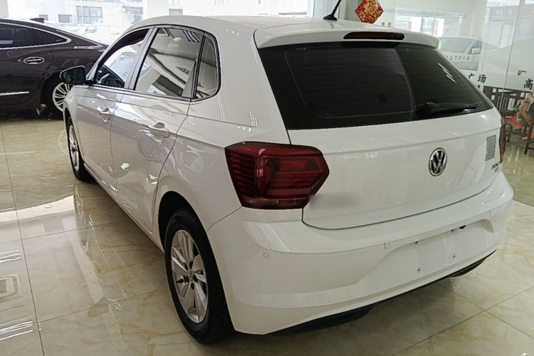 Volkswagen Polo 2020 car image #5