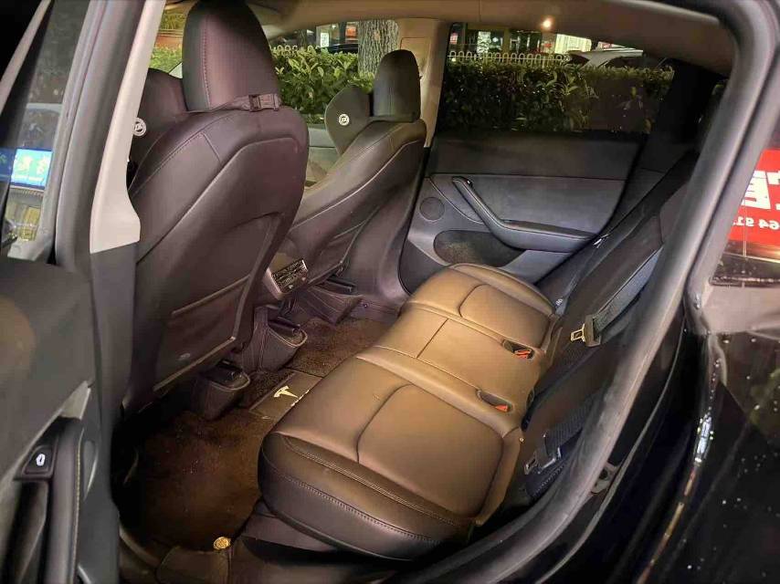 Tesla Model Y 2024 #3 Tesla Model Y 2024 car image #3