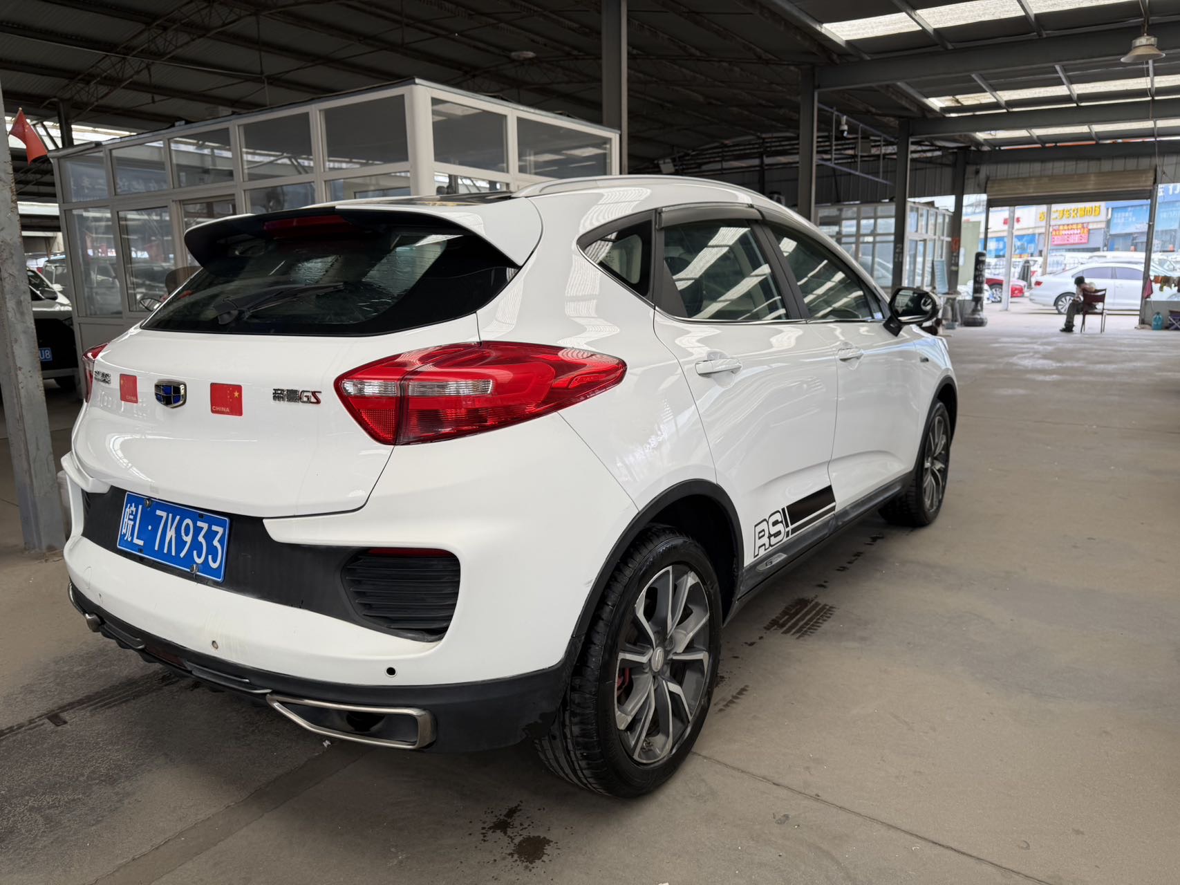 GEELY Emgrand GS 2019 car image #9