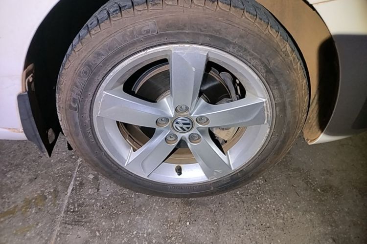 Volkswagen Santana 2016 car image #9