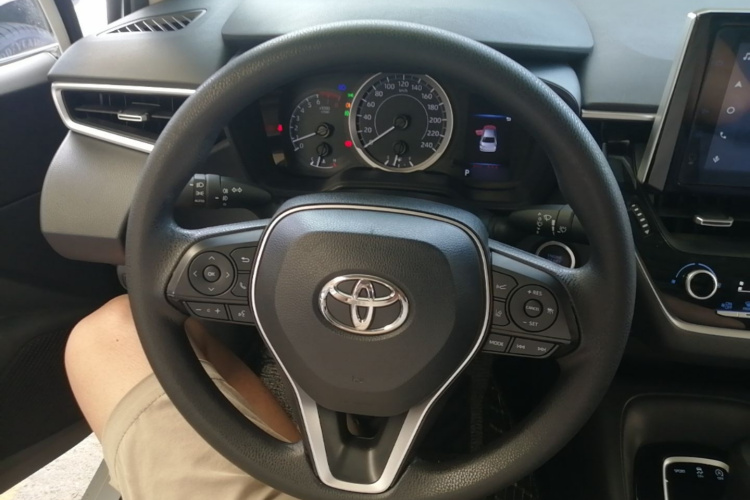 Toyota Corolla 2021 immagine di auto #11