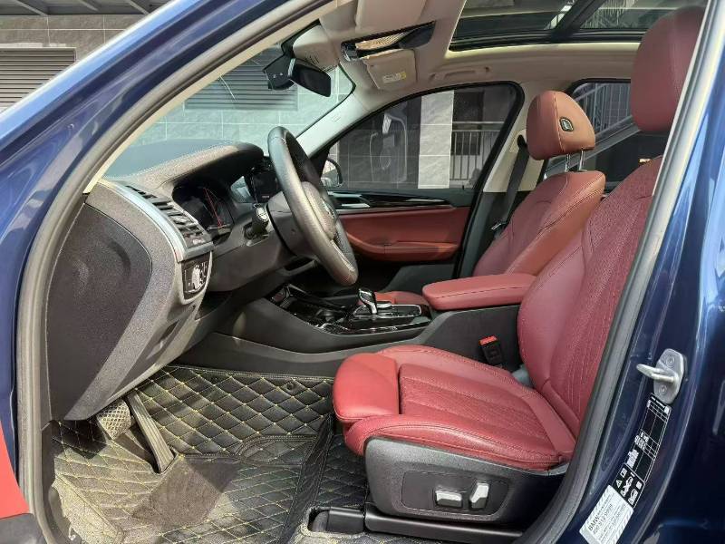 BMW X3 2022 car image #2