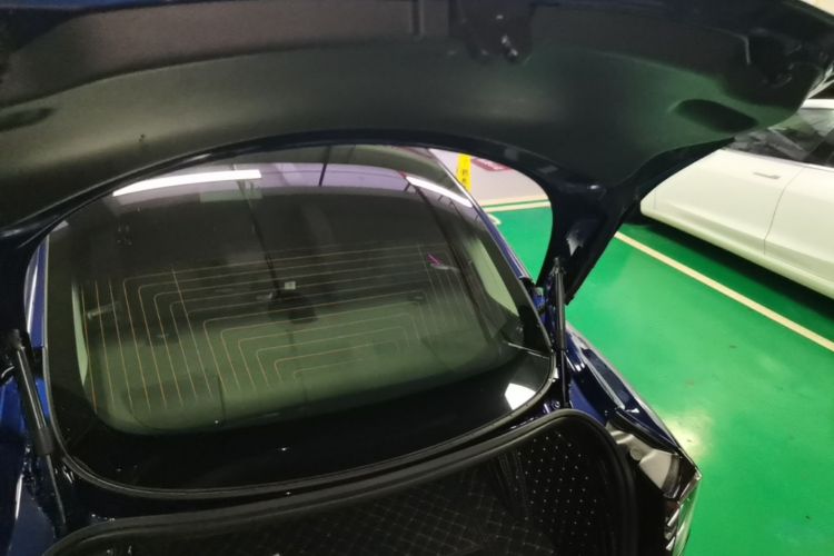 Tesla Model 3 2020 car image #19