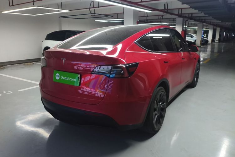 Tesla Model Y 2021 car image #7