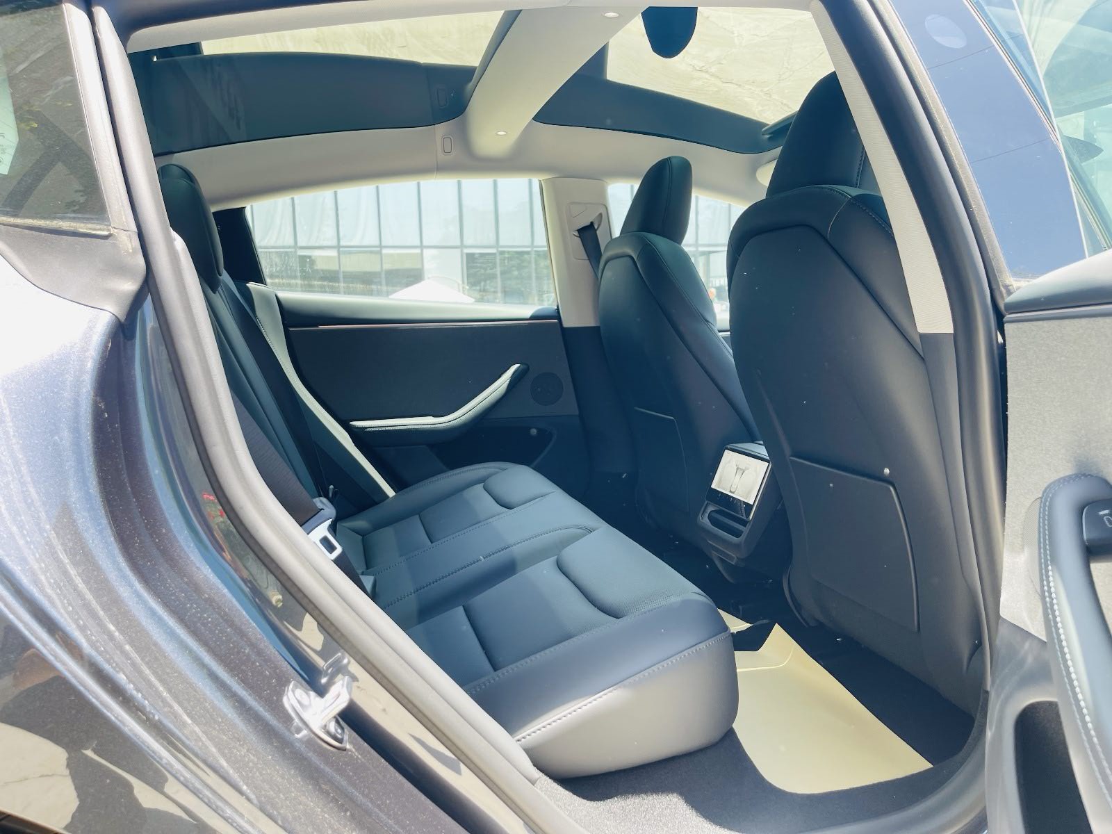 Tesla Model 3 2026 #8 Tesla Model 3 2026 car image #8