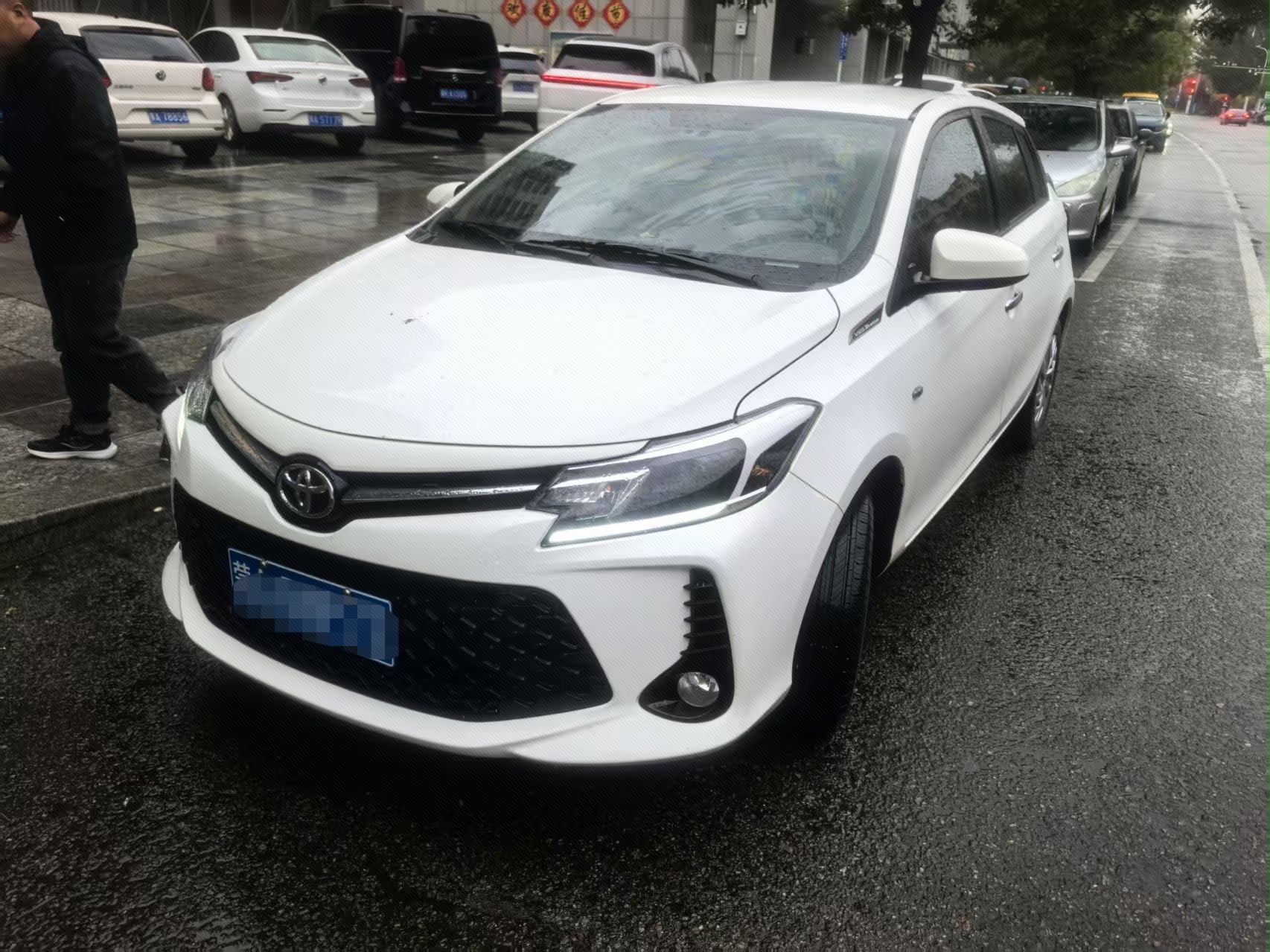 Toyota Vios FS 2023 Toyota Vios FS 2023 изображение автомобиля