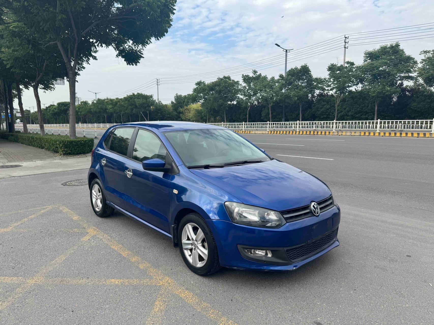 Volkswagen Polo 2011 #6 Volkswagen Polo 2011 car image #6