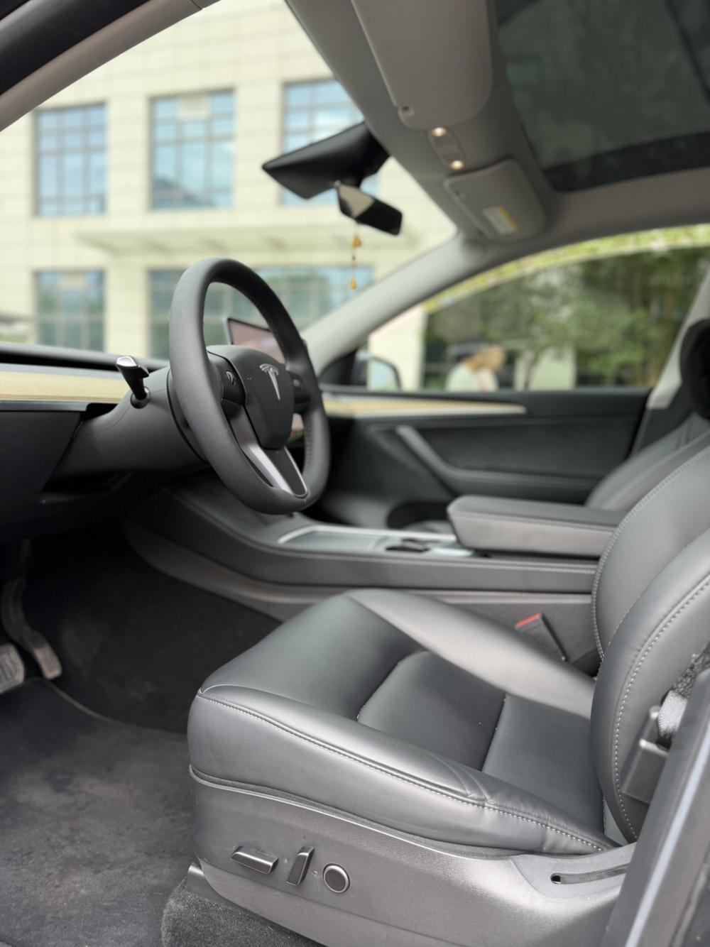 Tesla Model Y 2022 #17 Tesla Model Y 2022 car image #17