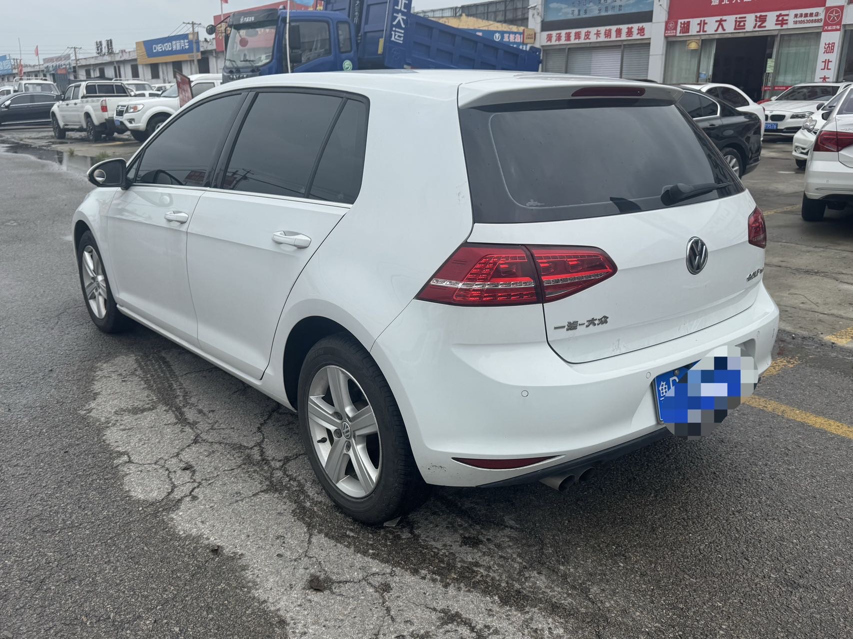 Volkswagen Golf 2015 car image #4