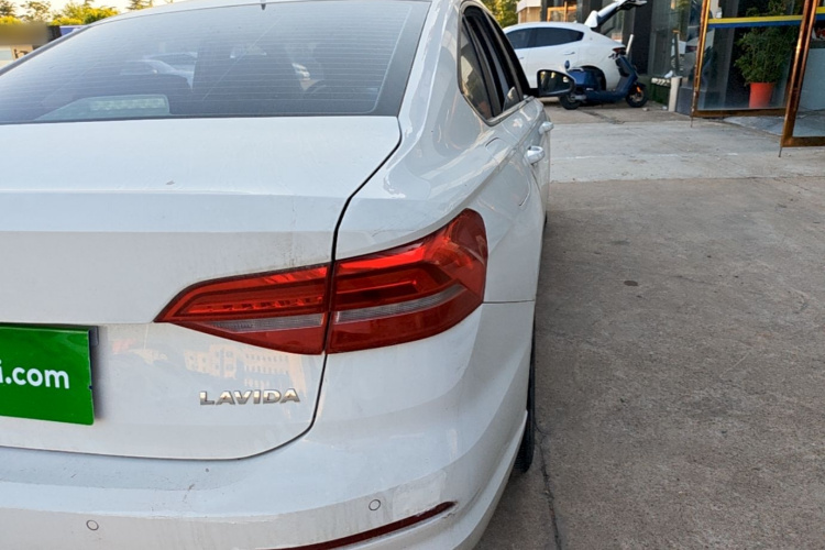 Volkswagen Lavida 2020 imagen de coche #8