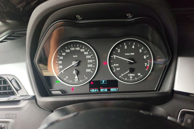 BMW X1 2017 #13 BMW X1 2017 imagen de coche #13