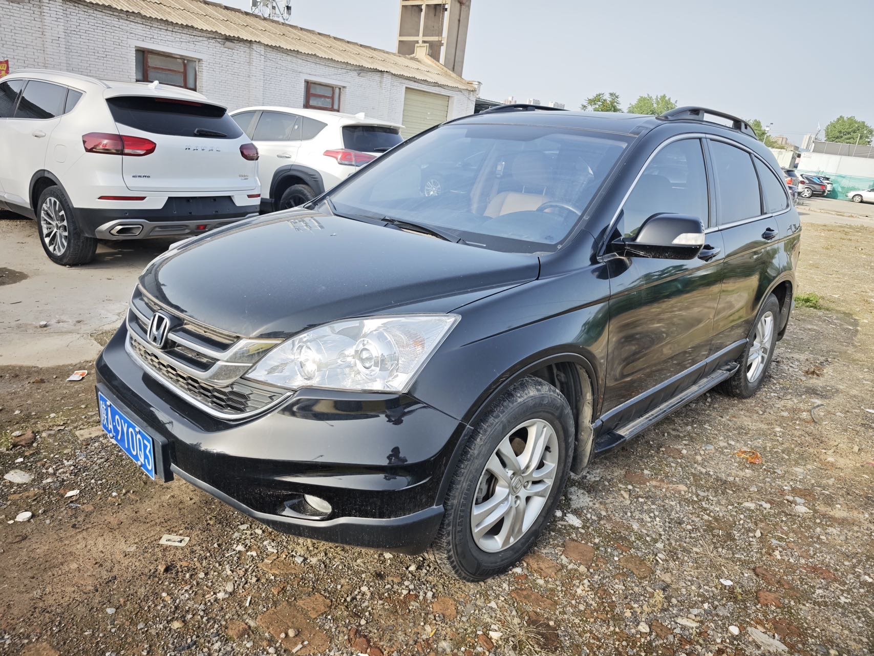 2010 2010 car image