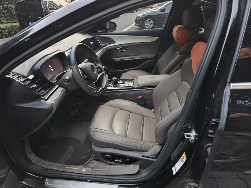 BYD Han 2022 #2 BYD Han 2022 صورة سيارة #2