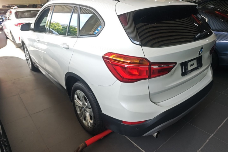 BMW X1 2017 #5 BMW X1 2017 immagine di auto #5