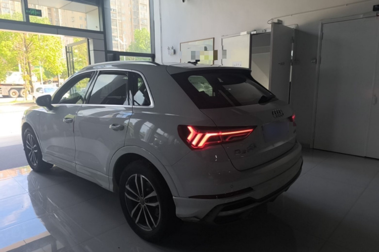 Audi Q3 2020 #5 Audi Q3 2020 car image #5
