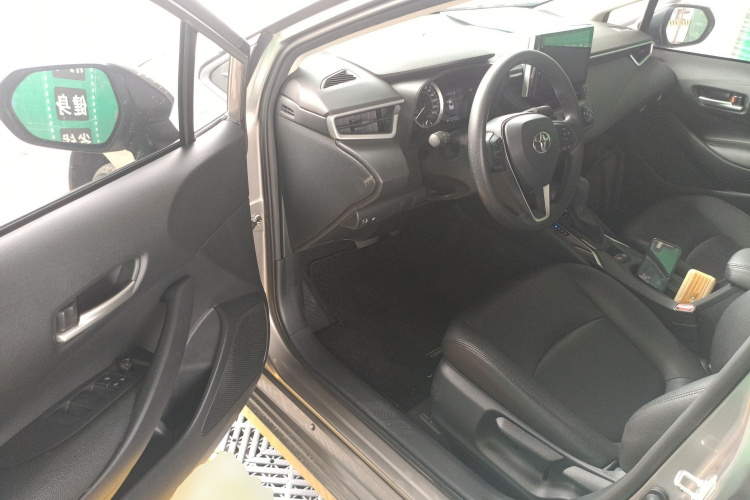 Toyota Corolla 2019 immagine di auto #16