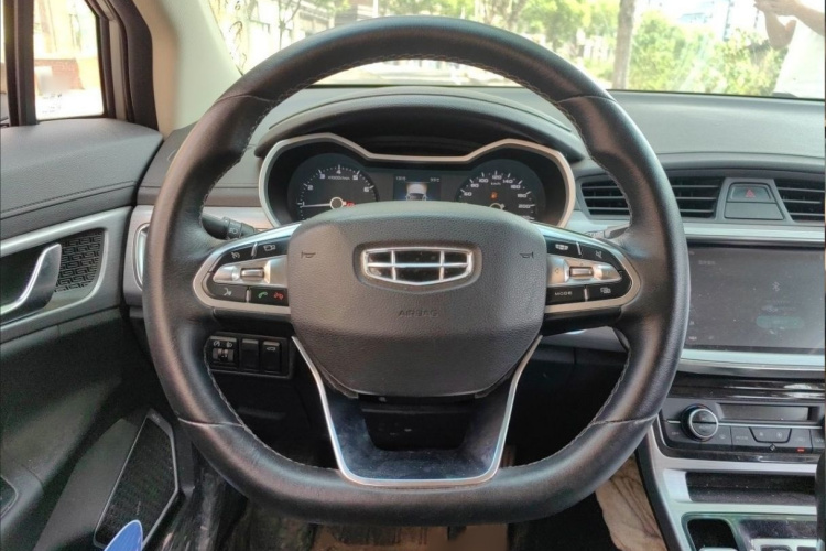 GEELY Emgrand GS 2019 car image #11