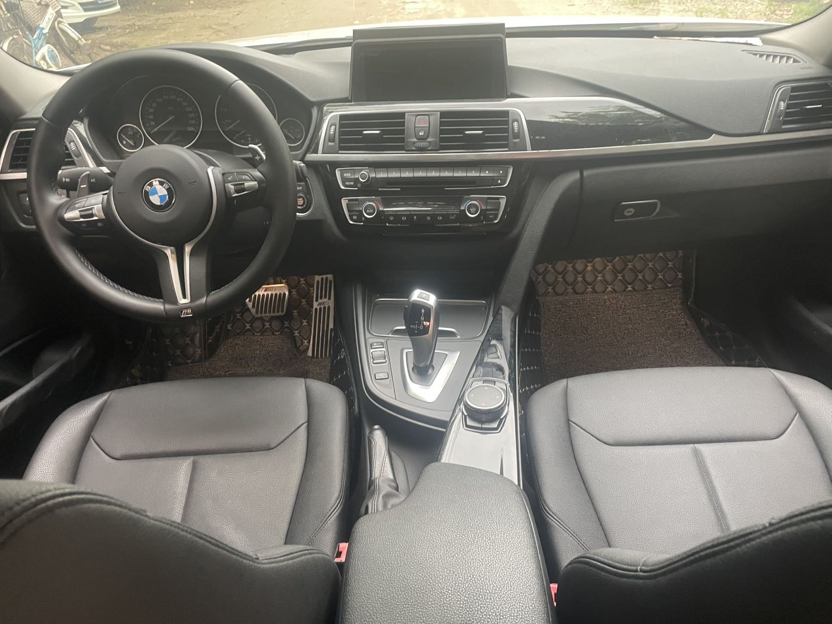 BMW 3 Series 2017 car image #8