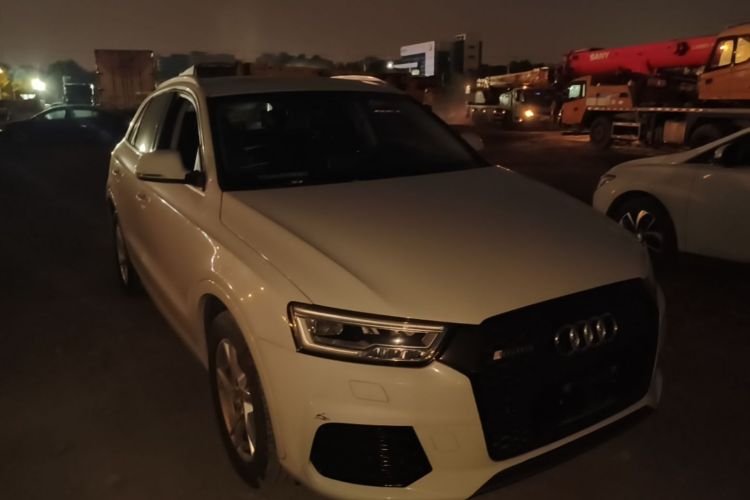 Audi Q3 2018 immagine di auto #4