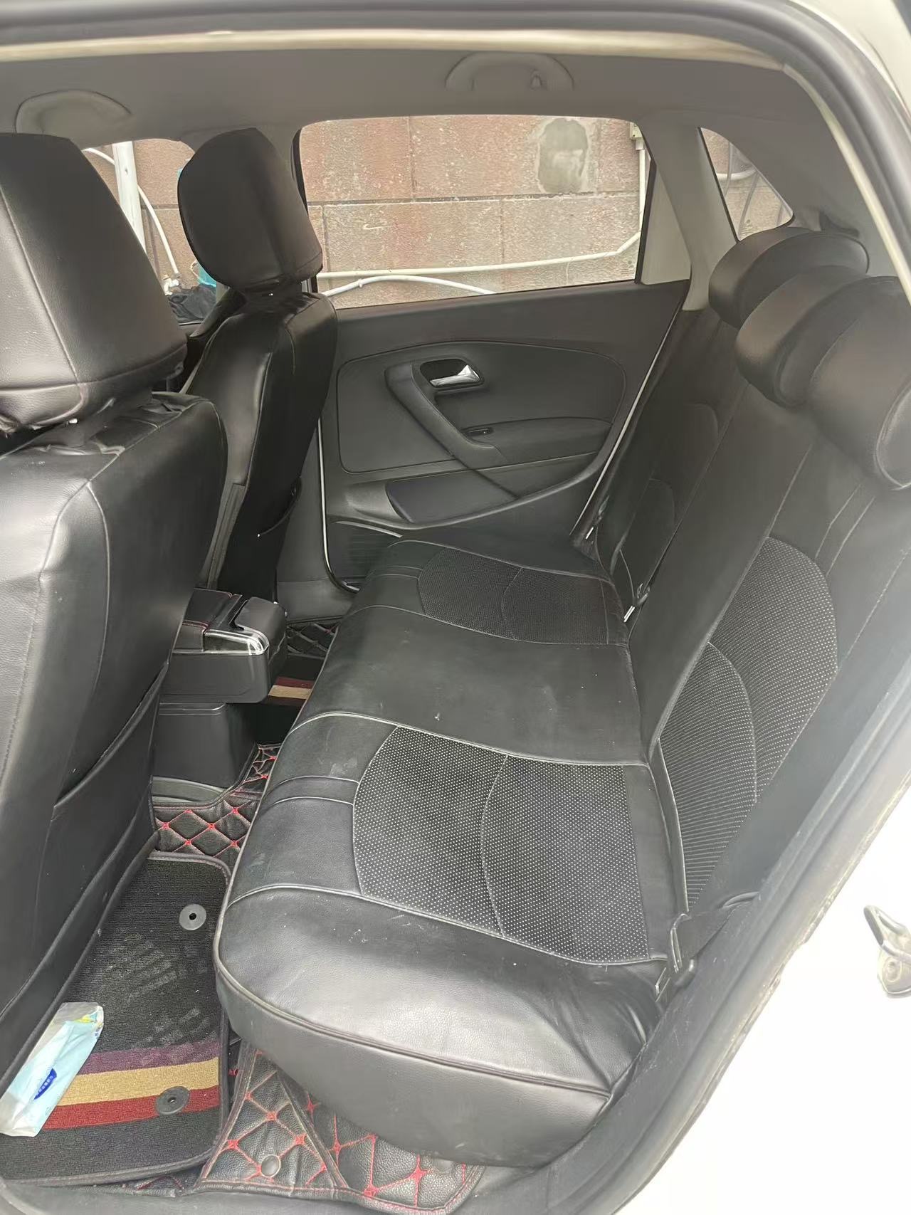 Volkswagen Polo 2018 car image #4