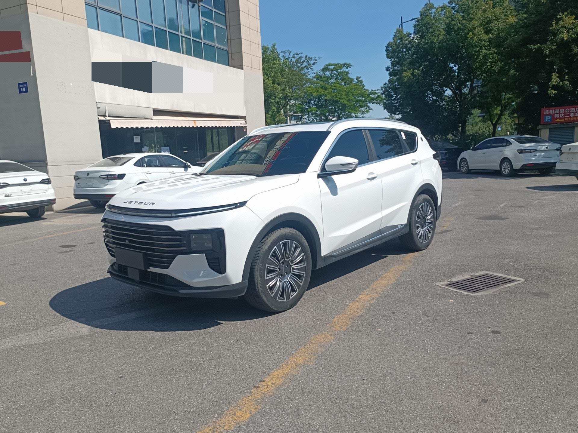 Jetour X70 PLUS 2024 car image 