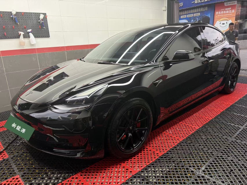 Tesla Model 3 2022 car image 
