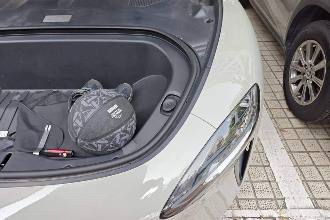 MI SU7 2024 car image #12