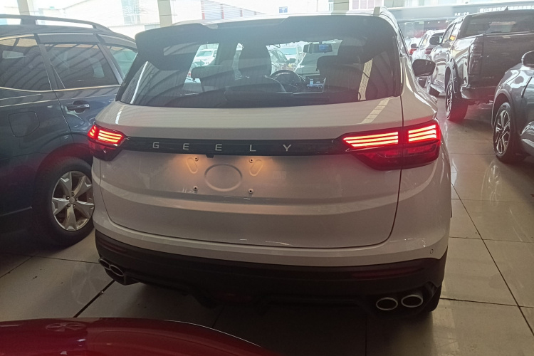 GEELY Coolray 2022 #4 GEELY Coolray 2022 car image #4