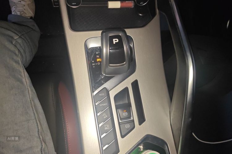 GEELY Coolray 2021 car image #16