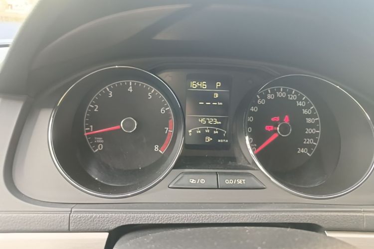 Volkswagen Lavida 2021 car image #12