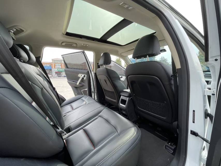 GEELY Boyue 2018 car image #6