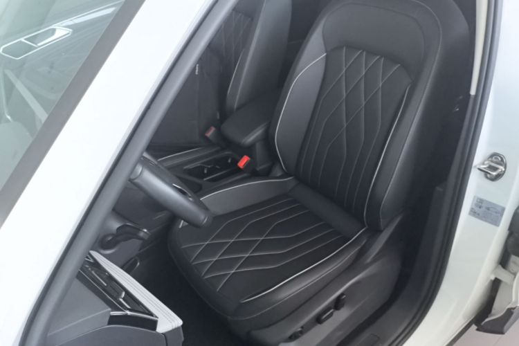 Volkswagen Tiguan L 2024 #15 Volkswagen Tiguan L 2024 car image #15