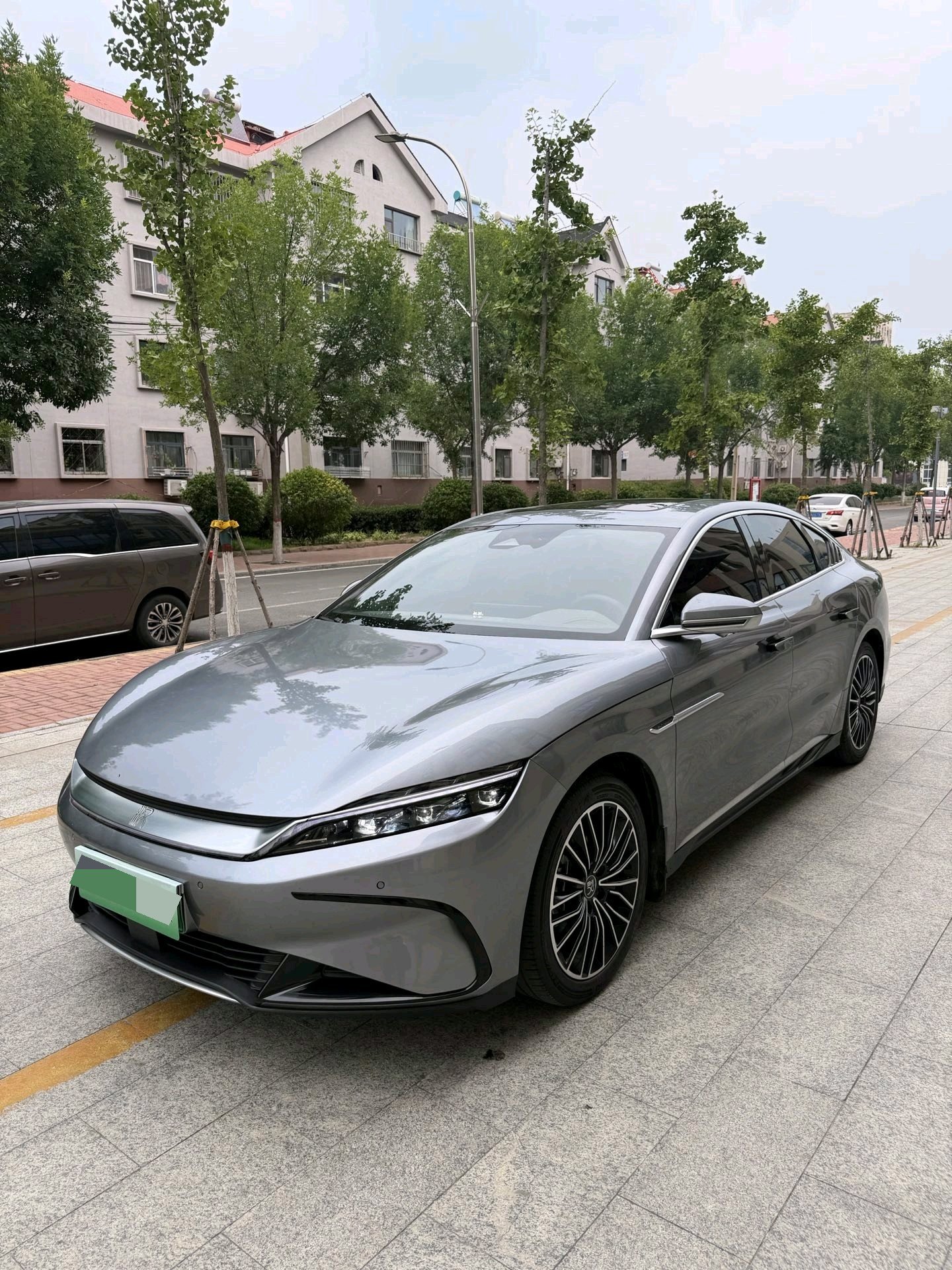 BYD Han 2024 car image 