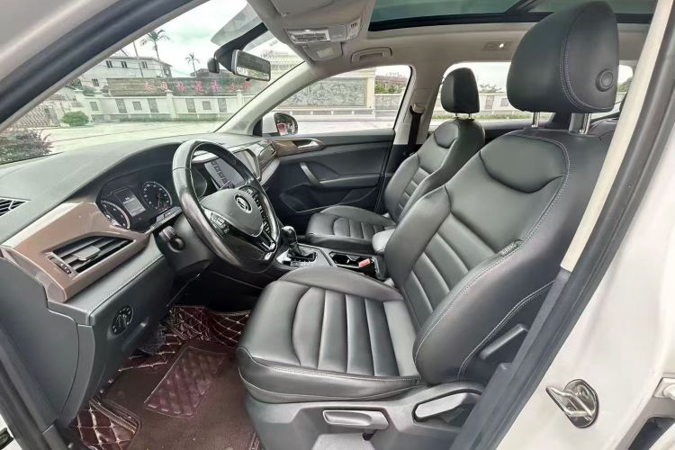 Volkswagen Tharu 2020 car image #15