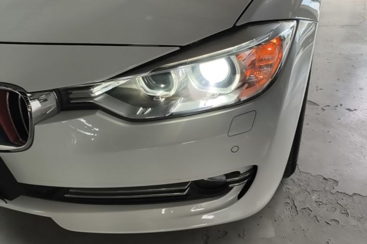 BMW 3 Series 2015 car image #23