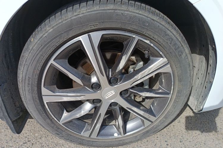 GEELY Emgrand 2023 #9 GEELY Emgrand 2023 car image #9